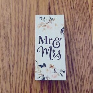 Small Mr. & Mrs. Wooden Sign